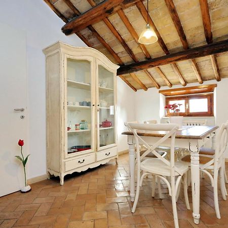 Piazza Mattei Elegant Apartment | Romeloft Dış mekan fotoğraf